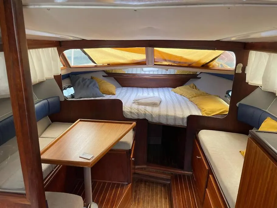 Hotel Barco Acogedor - Cosy Boat - Barcelona